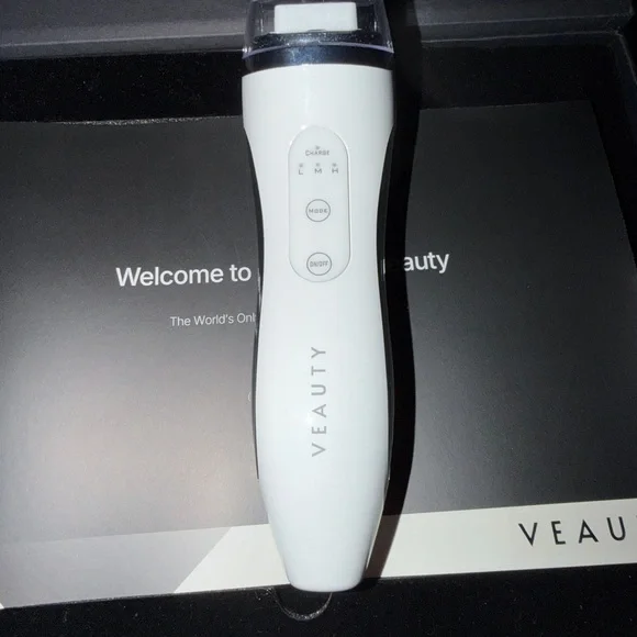 VEAUTY DOT & Aqualis Serum - Picture 3 of 10